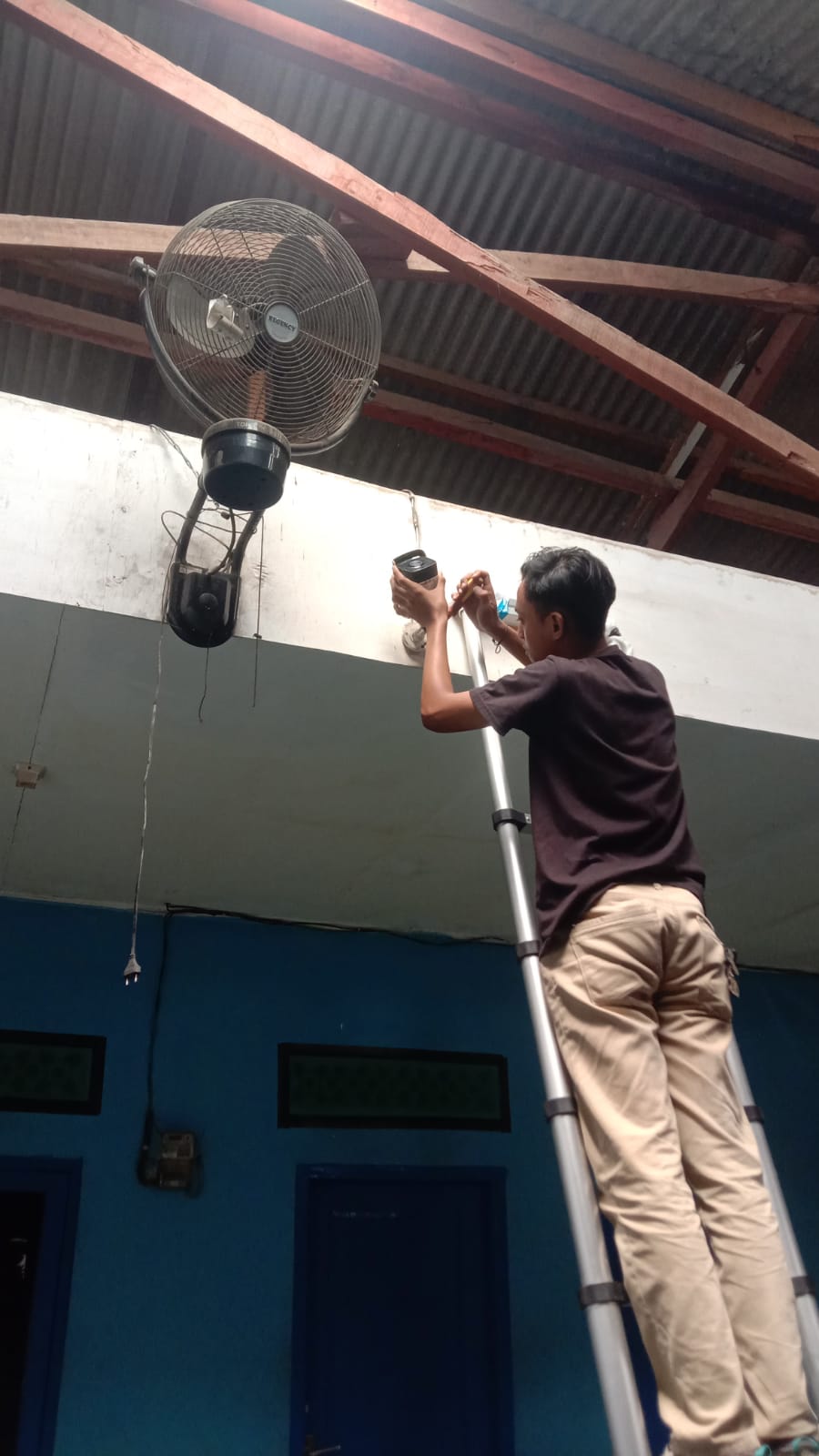 Dokumentasi Penarikan Kabel CCTV 2