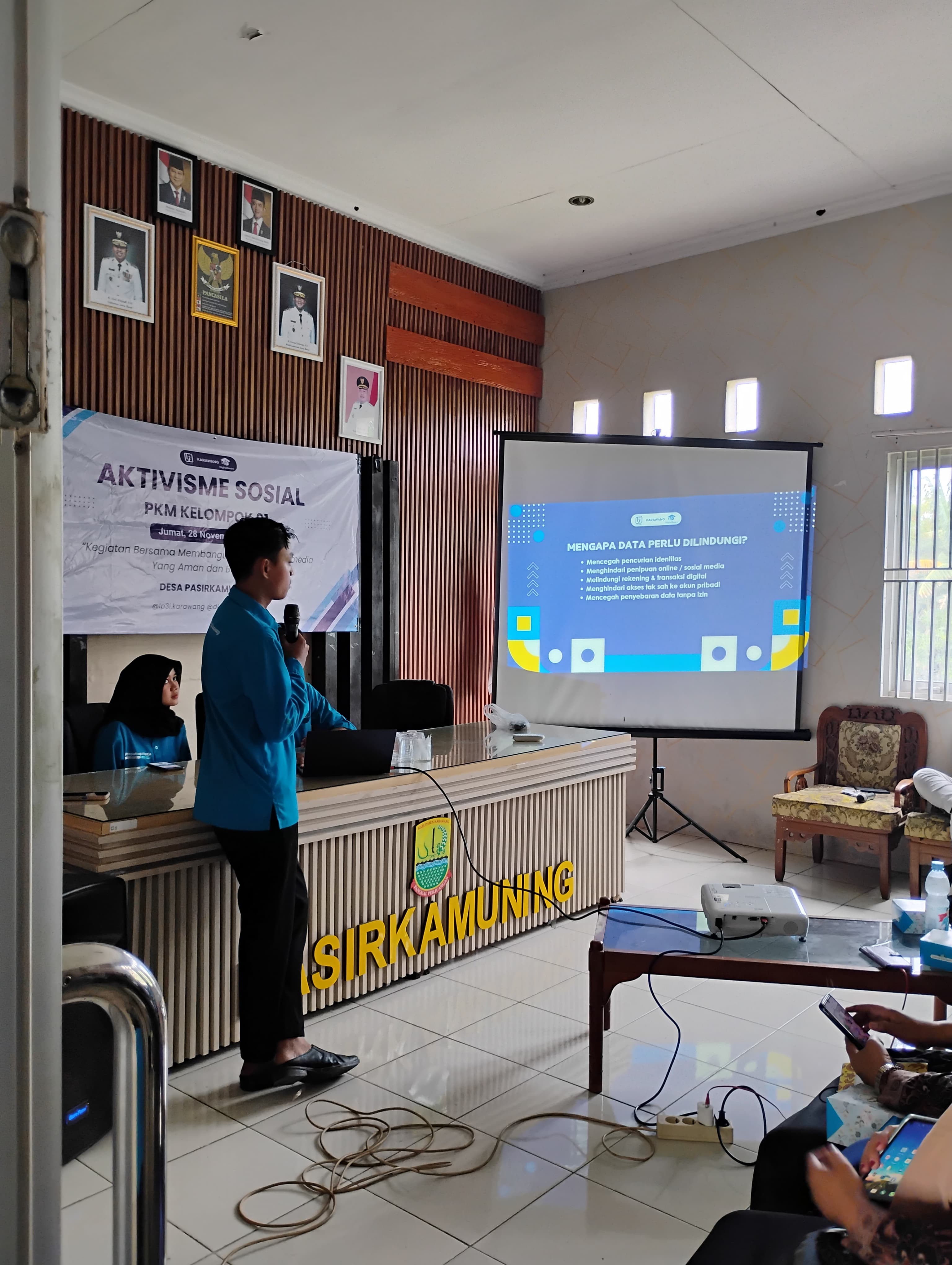 Pemaparan Materi Literasi Digital PKM